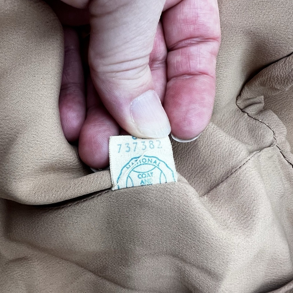 Vintage Saks Fifth Avenue 100% Camel Hair Skirt Suit‎ Tan Cropped Jacket 2pc Set - Picture 9 of 16